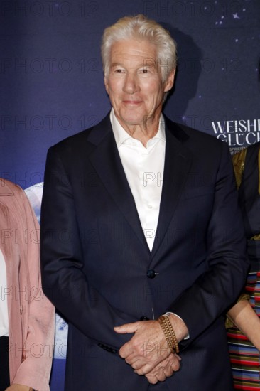 Richard Gere during a photocall in front of the presentation of the documentary about the life of the Dalai Llama, WISDOM OF HAPPINESS of which he is executive producer, at the Kulturbrauerei in Berlin on 24.10.2025