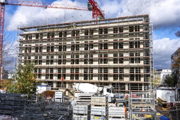 Construction site, residential construction, 50 new, publicly funded rental apartments, catering, commercial space, Weber1 urban district, city center, Essen, North Rhine-Westphalia