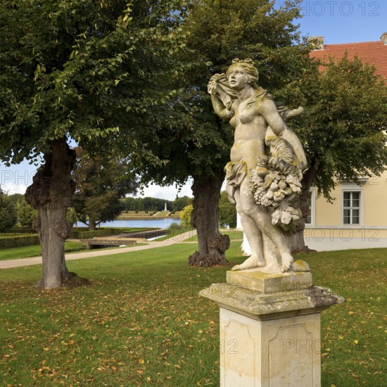 Rheinsberg Castle, countryside, Ostprignitz-Ruppin district, prime example of Friederician Rococo, Brandenburg, Germany