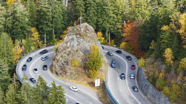 Kreuzfelsenkurve, Bundesstraße 31. The most spectacular curve in the Black Forest in autumn. Drone photo. Breitnau, Baden-Württemberg, Germany