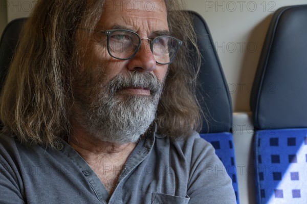 Portrait of man with beard and glasses, Franconia, Bavaria, Germany