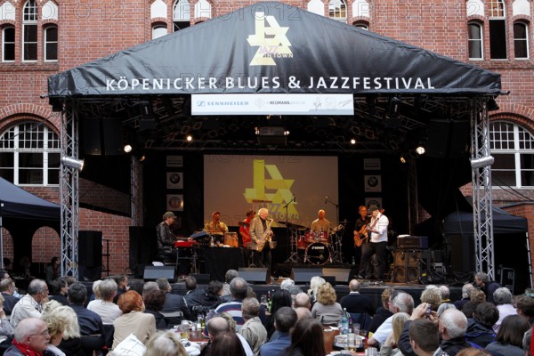 Klaus Doldinger died on 16.10.2025, archive recording Klaus Doldinger, musician, D, jazz, Passport Today, tour 2012, 17th Köpenicker Blues & Jazz Festival, performance open air, 20.07.2012, Rathaushof Köpenick, Berlin < english> Klaus Doldinger, musician, GER, jazz, performing 20.07.2012 in Berlin, Germany