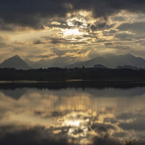 Sunset, Hopfensee, Hopfen am See, near Füssen, Ostallgäu, Allgäu, Bavaria, Germany