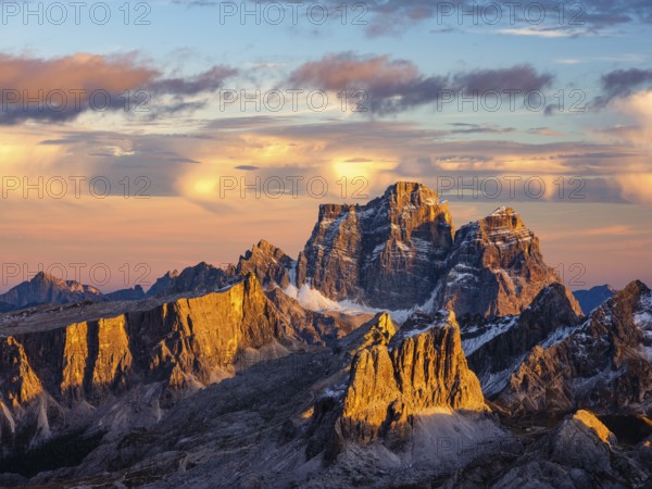 Alpenglühen, Monte Pelmo in the evening light, Dolomites, Belluno province, Veneto region, Italy