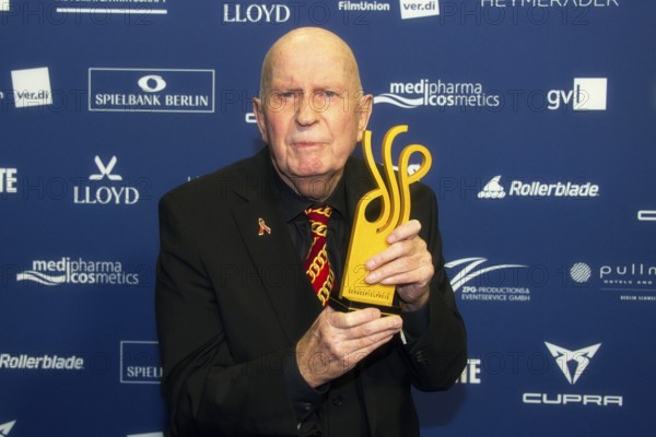 Lutz Mackensy - Award winner The Voice, DEUTSCHER SCHAUSPIELPREIS 2025, Red Carpet at PULLMAN BERLIN SCHWEIZERHOF, Berlin, 09.10.2025