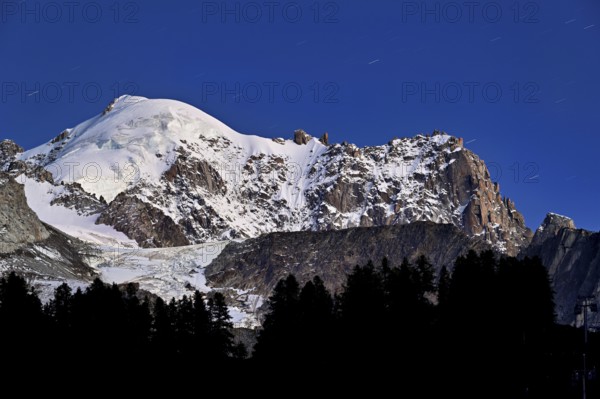 Snow-covered Aiguille Verte, Chamonix-Mont-Blanc, Haute-Savoie, France