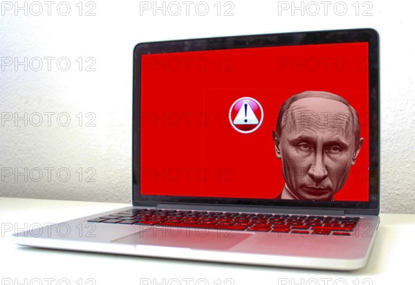 Symbolic image, Putin and Ukraine war, Russian drones over EU, sabotage by Russia, cybercrime, espionage, undersea cables, Baltic states, Poland, threat to European/world politics, billiards of world politics, Ukraine, Russia, danger situation, continued gas supplies, arms supplies, shortage of fossil fuels, cold winter, frost, energy supply, food for third world, raw materials supply