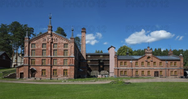 Brick building, former paper factory and mill for the production of groundwood pulp board, UNESCO World Heritage Site Verla Factory Village, Maailmanperintökohde Verlan puuhiomo ja pahvitehdas, Verla Rapids, Kymenlaakso, near Kouvola, Finland