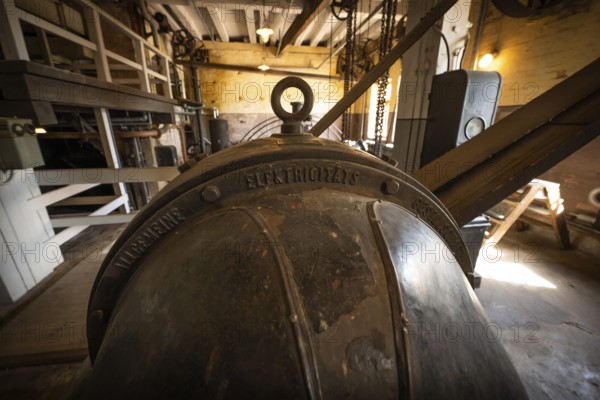 Factory hall with machines for the production of cardboard and paper, former paper factory and mill for the production of groundwood pulp board, UNESCO World Heritage Site Verla Factory Village, Maailmanperintökohde Verlan puuhiomo ja pahvitehdas, Verla Rapids, Kymenlaakso, near Kouvola, Finland