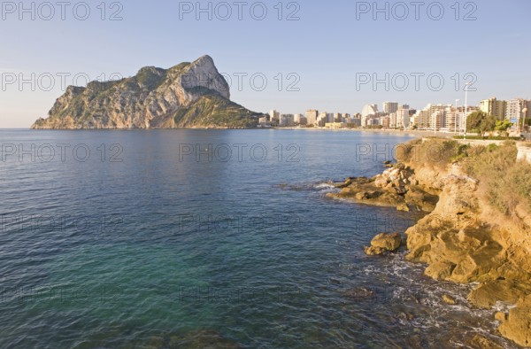 Beach promenade, Playa La Fossa-Levante, rock, Penon de Ifach, landmark, coast, city skyline, skyscrapers, hotels, Mediterranean, bay, skyline, Calpe, Costa Blanca, Spain