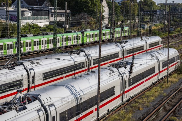 ICE trains on the railway line, S-Bahn train, north of Düsseldorf main station, North Rhine-Westphalia, Germany