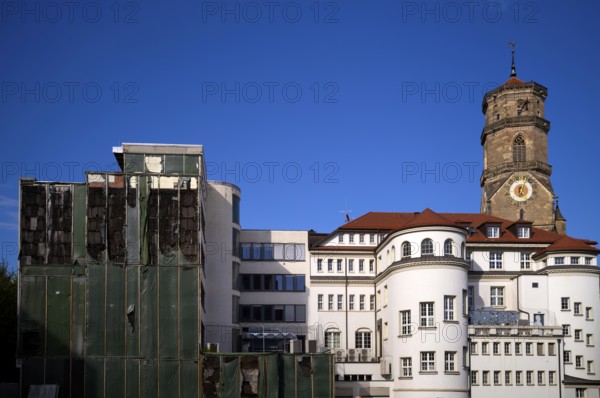 Construction site, controversial building project of René Benko's insolvent Signa company, logo, ongoing insolvency proceedings, ZWEIHOCHFÜNF agency, former Galeria Kaufhof, Königsstrasse, Schulstrasse, collegiate church, Stuttgart, Baden-Württemberg, Germany