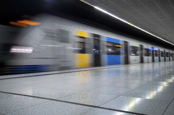 Underground incoming S-Bahn, train, Class 420 Generation 2025, platform, stop, city centre station, public transport, movement effect, Stuttgart, Baden-Württemberg, Germany