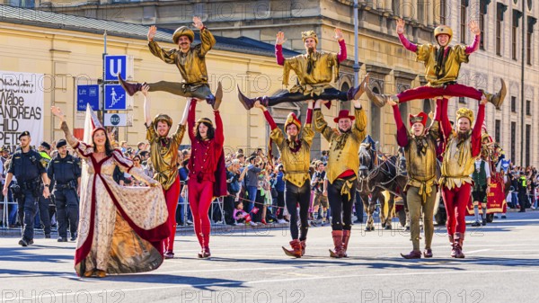 Munich Moriskentänzer of the Technical University of Munich, Trachten- und Schützenzug, Oktoberfest, Munich, Upper Bavaria, Bavaria, Germany