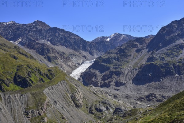 The Gepatschferner in the Kaunertal in the Ötztal Alps in Tyrol, in the background the Hochvernagtwand, (3. 400 m), Austria