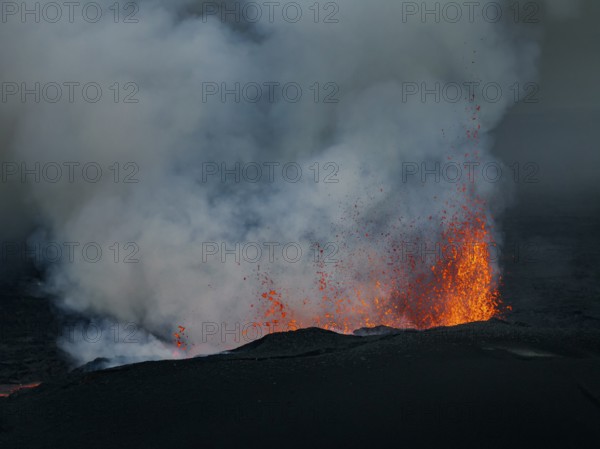 Lava, volcanic eruption, volcano, ash cloud, aerial view, Sundhnúkur crater chain, July 2025, Reykjanes Peninsula, Iceland