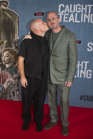 Actor Nikita Andreyevich Kukushkin, director and producer Darren Aronofsky, CAUGHT STEALING (in cinemas from 28.08.2025), exclusive screening at the ASTOR Film Lounge, Berlin, 23.08.2025