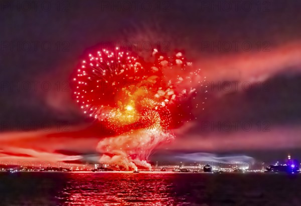 Lake Night Festival Constance. Water fireworks over the German shore and the neighbouring Swiss town of Kreuzlingen. View of the fireworks from Lake Constance. Constance, Baden-Württemberg, Germany