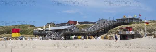 Restaurant and beach crossing, panorama format, Wenningstedt, Sylt, North Frisia, Schleswig-Holstein, Germany