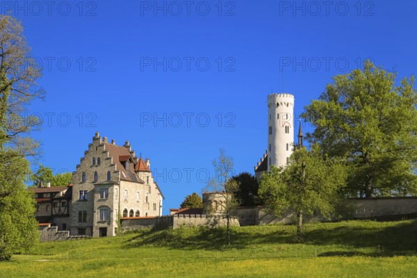 Lichtenstein Castle, fairytale castle of Württemberg, romantic fairytale castle on the eaves of the Swabian Alb, historicism, architecture, new building 1840-1842, according to plans by architect Carl Alexander Heideloff, 19th century, Honau, municipality of Lichtenstein, Baden-Württemberg, Germany