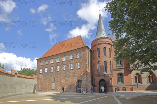 European Hanseatic Museum on Marstallweg, historic brick building, inner courtyard, Old Town, Lübeck, Schleswig-Holstein, Germany