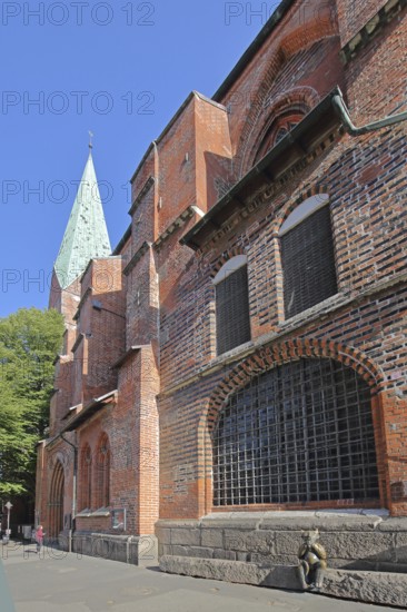 St Mary's Church and Devil by Rolf Goerler 1999, bronze sculpture, Brick Gothic, Brick church, Devil's Stone, Old Town, Lübeck, Schleswig-Holstein, Germany