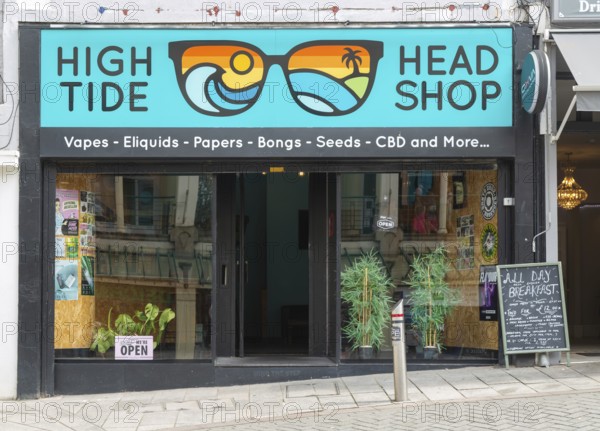 High Tide Head Shop, The Terrace, Torquay, Devon, England, UK