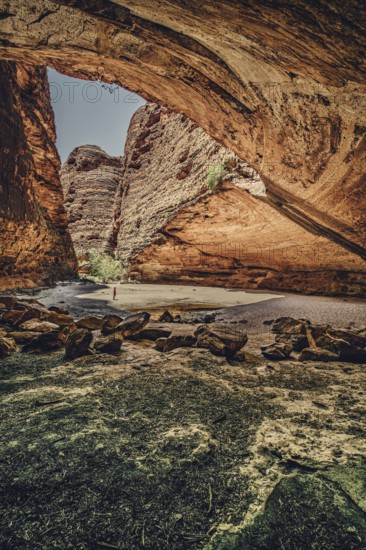 Bungle Bungle Range, Outback, hiking in Australia in high heat, Western Australia, Australia
