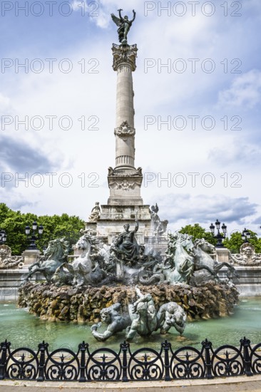 Fontaine du Char du Triomphe de la Concorde, Place des Quinconces, Bordeaux, Gironde, Nouvelle-Aquitaine, France