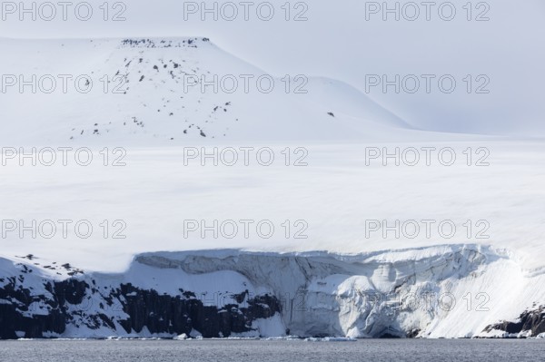 Mountain range, Sea, Alkefjellet, Spitsbergen, Svalbard