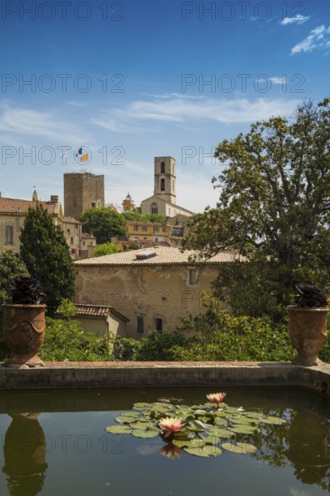 Panorama Old Town, Grasse, Alpes Maritimes, Provence Alpes Cote d'Azur, French Riviera, South of France, France