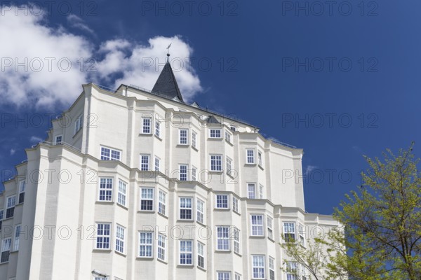 Cammann-Hochhaus, historic administration building of a former upholstery fabric weaving mill with folded façade, Chemnitz, Saxony, Germany