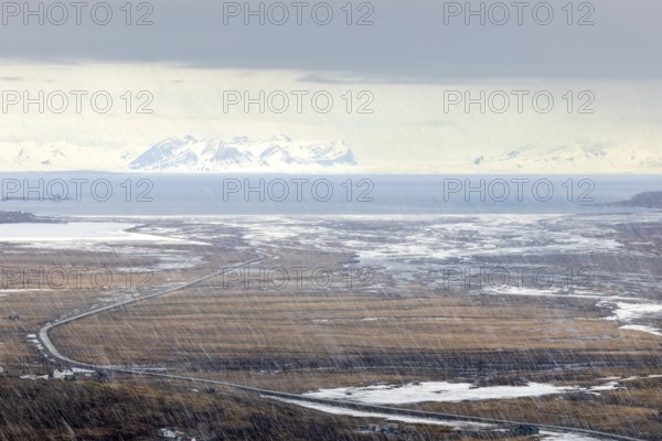 View of the Aventdalen valley near Schnellfall, Longyearbyen, Spitsbergen, Svalbard