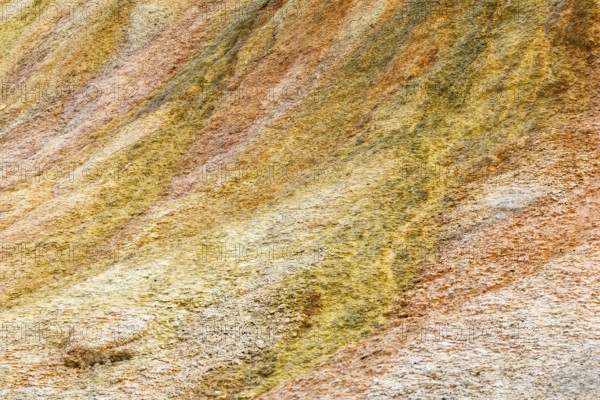 Discoloured rock, sinter, Jotunkjeldene, Spitsbergen, Svalbard