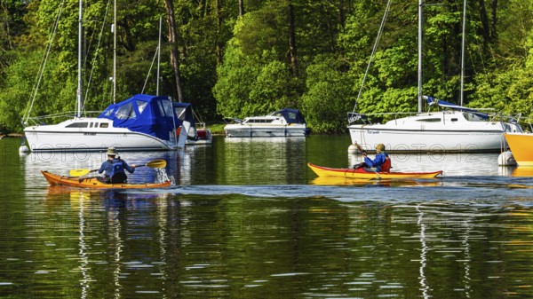 Kayaks and Boats on Windermere Lake, Fell Foot Park, Lake District, Cumbria, England, United Kingdom