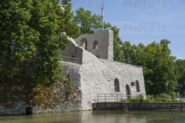 Castle ruins, Lippe spring, Bad Lippspringe, climatic health resort, North Rhine-Westphalia, Germany