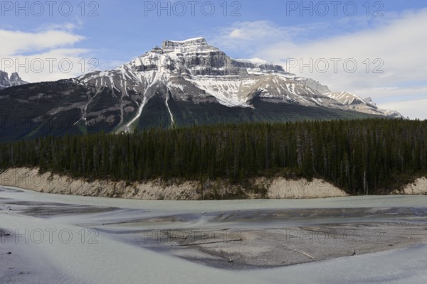Mount Amery and the Alexandra River, Icefields Parkway, Banff National Park, Alberta, Canada