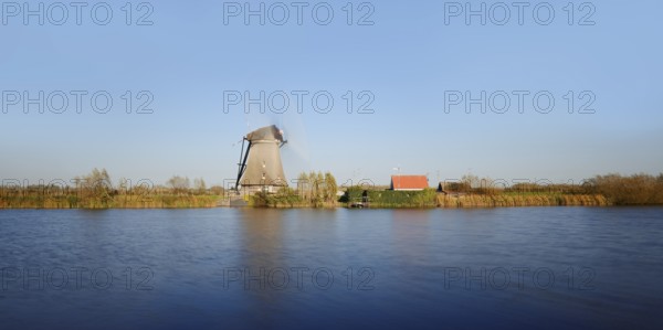 Historic windmill, UNESCO World Heritage Site, Kinderdijk, South Holland, Netherlands