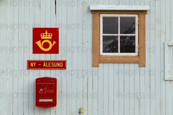 The world's northernmost postal station, wooden house, letterbox, Ny-Alesund, Spitsbergen, Svalbard