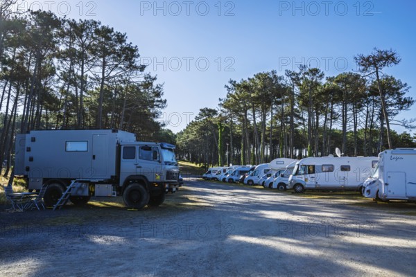 Campervans on Contis beach campersite, Saint Julien en Born, Saint-Julien-en-Born, Landes, France