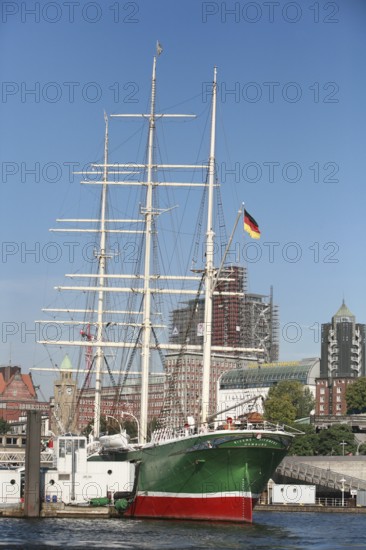 Sailing ship Rickmer Rickmers, harbour, Hamburg, Germany