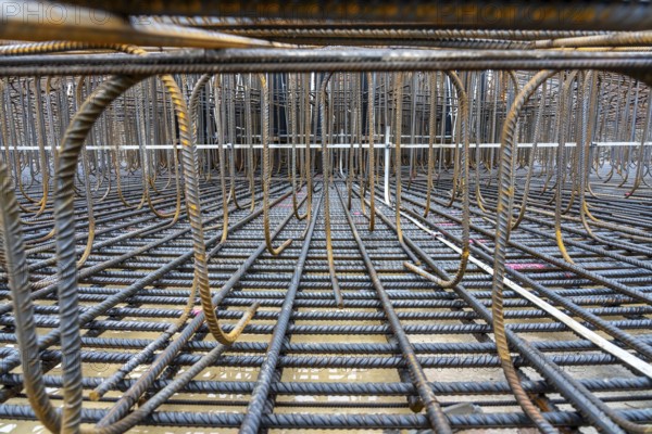 Reinforcing steel mesh for the reinforced concrete foundation of a wind turbine, a mesh of rebar steel and reinforcing mesh, over 100 tons of reinforcing steel were used, the wind turbine will have a hub height of 160 meters, part of a new wind farm in Sauerland, near Balve, North Rhine-Westphalia, Germany