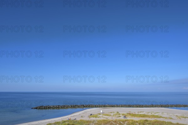 Baltic Sea beach with breakwater, Ahrenshoop, DarÃŸ, Mecklenburg-Western Pomerania, Germany