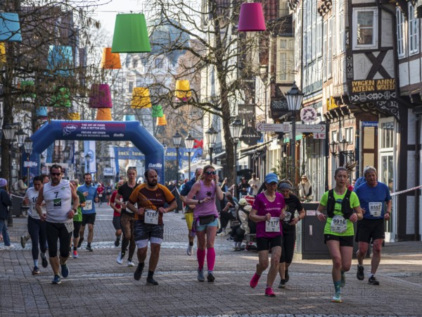 Running event 'Wasalauf', downtown Celle, along half-timbered houses, Celle, Germany