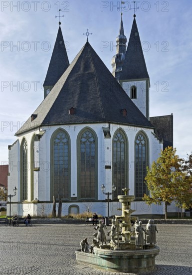 The Bonifatius Stirnberg BÃ¼rgerbrunnen on the Town Hall Square, Rathausplatz, Rathausplatz in front of the Great St. Mary's Church, Lippstadt, North Rhine-Westphalia, Germany