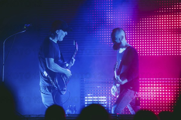 Guitarists Stephan Karl and Andy buck from Emil Bulls live on X-Mas Bash Tour 2025 at Huxley's New World in Berlin on 05.12.2025