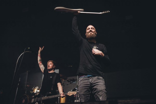 Guitarist Andy buck from Emil Bulls live on X-Mas Bash Tour 2025 at Huxleys Neue Welt in Berlin on 05.12.2025