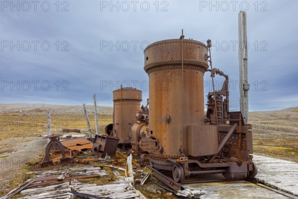 Steam engine at abandoned marble quarry Camp Mansfield, Ny London near Ny-Alesund, BlomstrandhalvÃ¸ya, Kongsfjorden, Svalbard, Spitsbergen, Norway