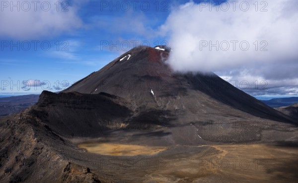 Mount Ngauruhoe, Tongariro alpine crossing, Tongariro National Park. North Island, New Zealand