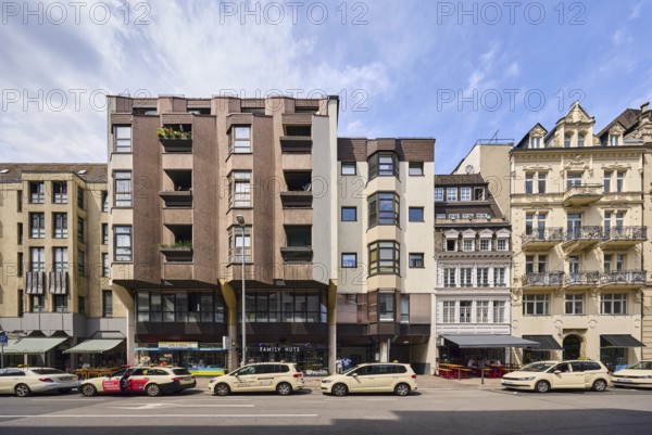 Row of houses, general architecture, modern buildings, residential buildings and commercial buildings, historic houses, taxi stand, taxi, retail, grocery store Family Nuts, blue sky, cirrostratus clouds, cirrus clouds, cumulus clouds, Kranzplatz street, Wiesbaden, state capital, district-free city, Hesse, Germany